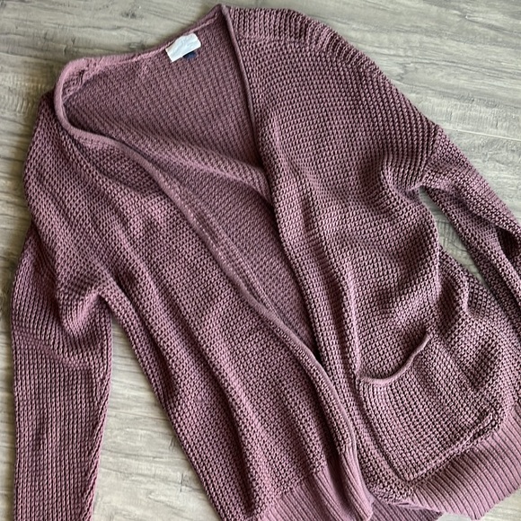 Cozy Oversized Knit Cardigan - Picture 3 of 6